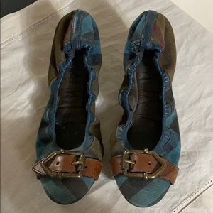 Burberry flats